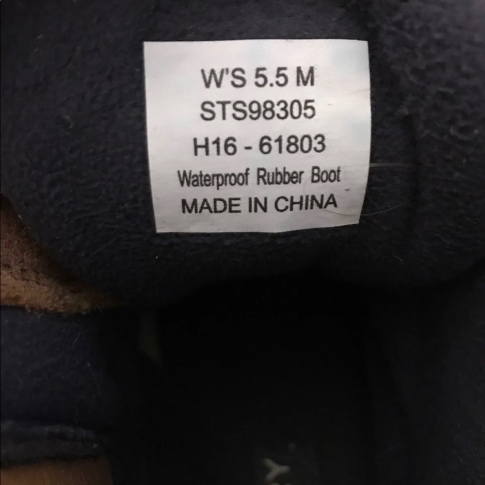 Sperry Duck Boots - Picture 4 of 5